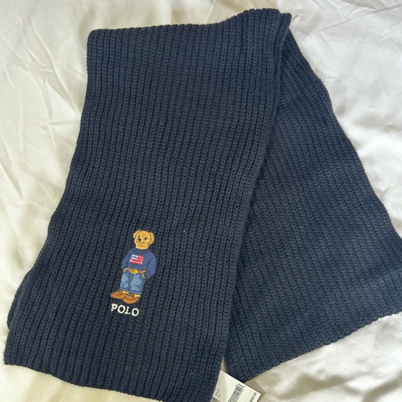 Polo bear winter scarf. Unisex brand new old stock authentic - Picture 1 of 4